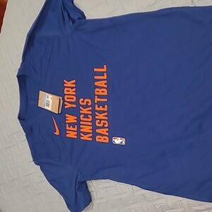 Nike Knicks basketball tee shirt
